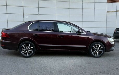 Skoda Superb III рестайлинг, 2014 год, 1 099 000 рублей, 4 фотография