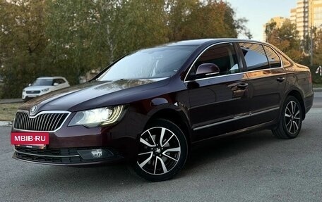 Skoda Superb III рестайлинг, 2014 год, 1 099 000 рублей, 3 фотография