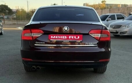Skoda Superb III рестайлинг, 2014 год, 1 099 000 рублей, 6 фотография