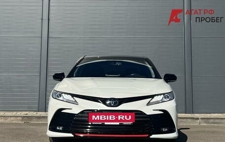 Toyota Camry, 2018 год, 2 290 000 рублей, 2 фотография