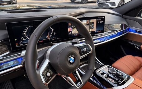 BMW 7 серия, 2025 год, 13 990 000 рублей, 9 фотография
