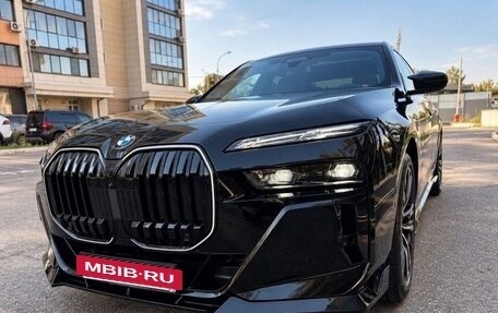 BMW 7 серия, 2025 год, 13 990 000 рублей, 6 фотография