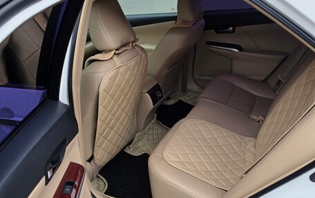 Toyota Camry, 2014 год, 2 100 000 рублей, 9 фотография