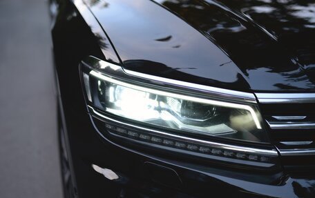 Volkswagen Tiguan II, 2019 год, 1 770 000 рублей, 10 фотография