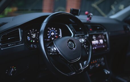 Volkswagen Tiguan II, 2019 год, 1 770 000 рублей, 26 фотография