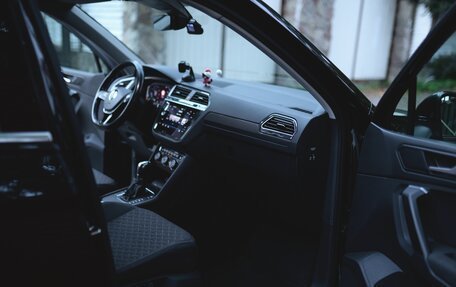 Volkswagen Tiguan II, 2019 год, 1 770 000 рублей, 29 фотография