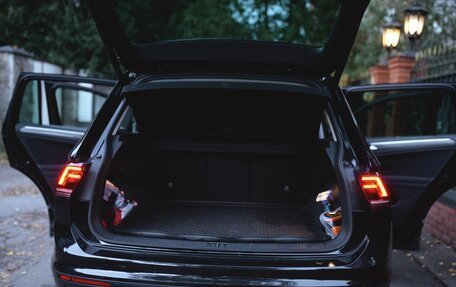 Volkswagen Tiguan II, 2019 год, 1 770 000 рублей, 39 фотография