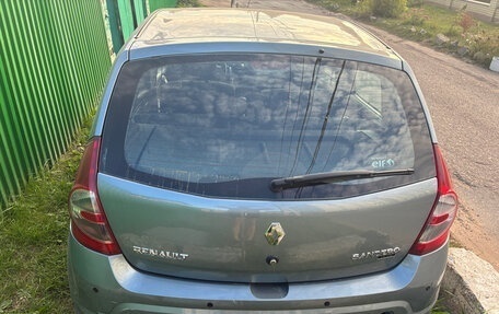 Renault Sandero I, 2011 год, 600 000 рублей, 3 фотография