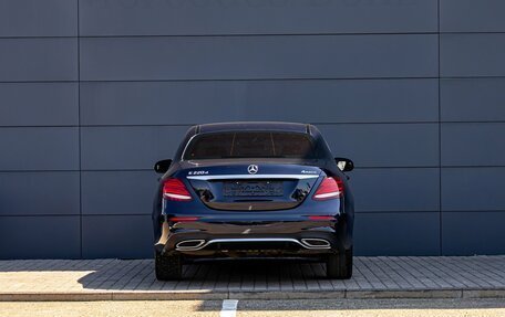 Mercedes-Benz E-Класс, 2020 год, 2 295 000 рублей, 5 фотография