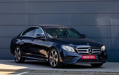 Mercedes-Benz E-Класс, 2020 год, 2 295 000 рублей, 7 фотография