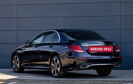 Mercedes-Benz E-Класс, 2020 год, 2 295 000 рублей, 8 фотография