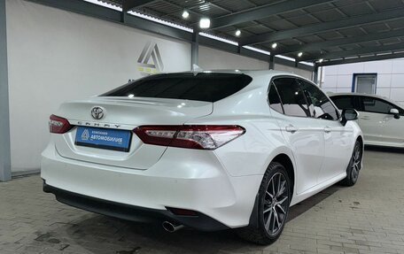 Toyota Camry, 2021 год, 3 349 000 рублей, 5 фотография