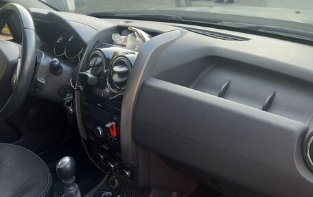 Renault Duster I рестайлинг, 2017 год, 1 250 000 рублей, 17 фотография