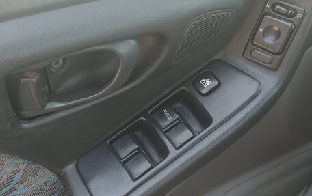 Subaru Forester, 1997 год, 300 000 рублей, 3 фотография