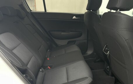KIA Sportage IV рестайлинг, 2020 год, 2 150 000 рублей, 21 фотография