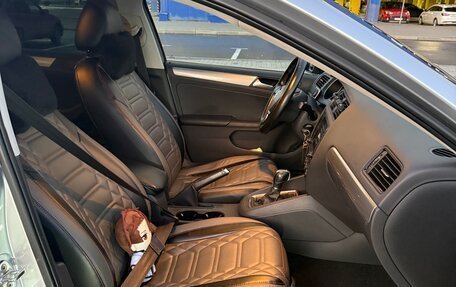 Volkswagen Jetta VI, 2015 год, 1 200 000 рублей, 15 фотография
