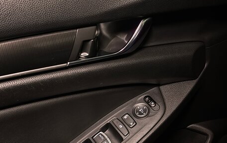Honda Accord IX рестайлинг, 2020 год, 3 000 000 рублей, 8 фотография