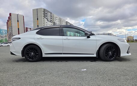Toyota Camry, 2021 год, 3 399 000 рублей, 3 фотография