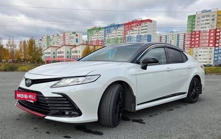 Toyota Camry, 2021 год, 3 399 000 рублей, 8 фотография