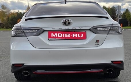 Toyota Camry, 2021 год, 3 399 000 рублей, 5 фотография