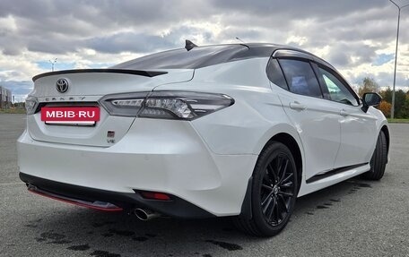 Toyota Camry, 2021 год, 3 399 000 рублей, 4 фотография