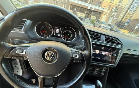 Volkswagen Tiguan II, 2017 год, 2 800 000 рублей, 7 фотография