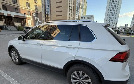 Volkswagen Tiguan II, 2017 год, 2 800 000 рублей, 6 фотография