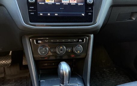 Volkswagen Tiguan II, 2017 год, 2 800 000 рублей, 11 фотография