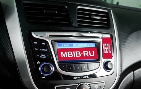 Hyundai Solaris II рестайлинг, 2012 год, 1 100 000 рублей, 16 фотография