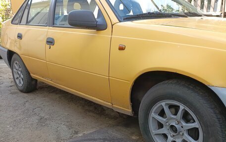 Daewoo Nexia I рестайлинг, 1997 год, 80 000 рублей, 10 фотография