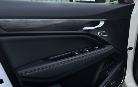Geely Tugella FY11, 2024 год, 2 850 000 рублей, 12 фотография