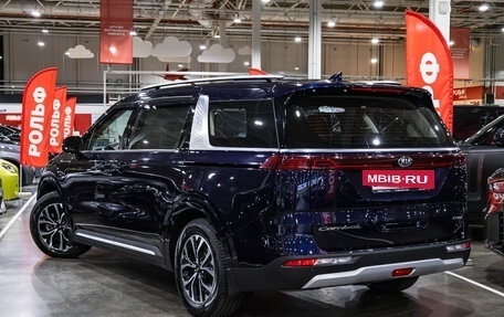 KIA Carnival, 2021 год, 4 500 000 рублей, 10 фотография