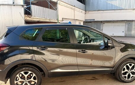 Renault Kaptur I рестайлинг, 2017 год, 1 450 000 рублей, 3 фотография
