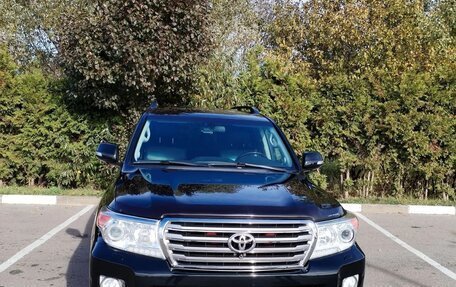 Toyota Land Cruiser 200, 2015 год, 4 700 000 рублей, 1 фотография
