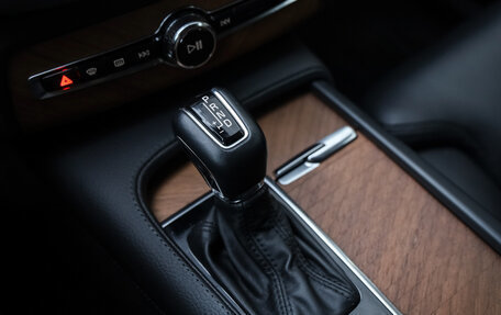 Volvo XC90 II рестайлинг, 2019 год, 4 899 777 рублей, 21 фотография