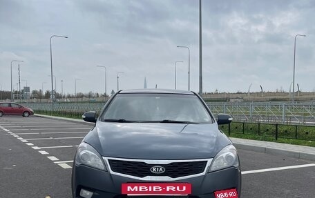 KIA cee'd I рестайлинг, 2012 год, 620 000 рублей, 2 фотография