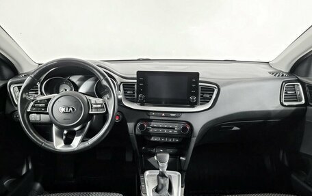 KIA cee'd III, 2021 год, 2 000 000 рублей, 5 фотография