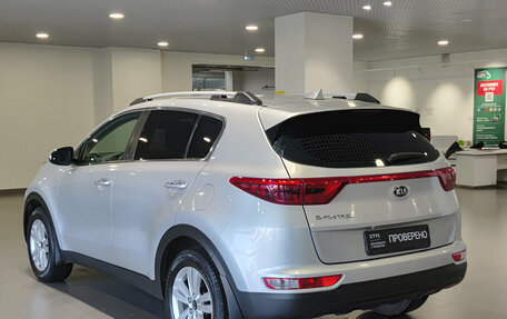 KIA Sportage IV рестайлинг, 2018 год, 1 700 000 рублей, 8 фотография