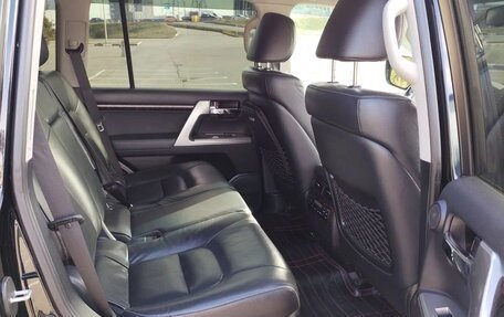 Toyota Land Cruiser 200, 2015 год, 4 700 000 рублей, 7 фотография