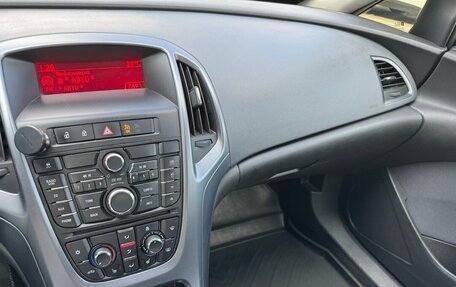 Opel Astra J, 2012 год, 699 900 рублей, 15 фотография