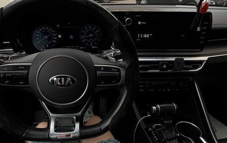 KIA K5, 2021 год, 2 750 000 рублей, 13 фотография