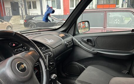Chevrolet Niva I рестайлинг, 2018 год, 860 000 рублей, 2 фотография