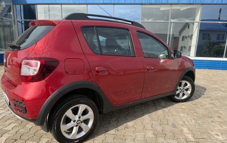 Renault Sandero II рестайлинг, 2015 год, 670 000 рублей, 3 фотография