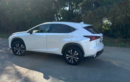 Lexus NX I, 2019 год, 2 790 000 рублей, 10 фотография