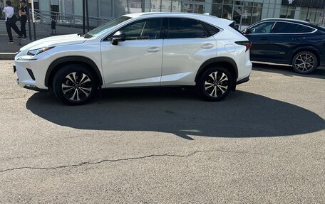 Lexus NX I, 2019 год, 2 790 000 рублей, 11 фотография