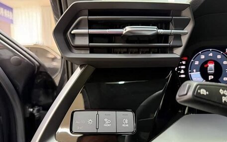 Audi A3, 2023 год, 2 390 000 рублей, 13 фотография