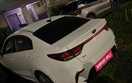 KIA Rio IV, 2018 год, 1 050 000 рублей, 3 фотография