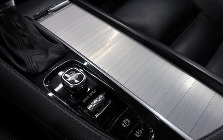 Volvo XC90 II рестайлинг, 2019 год, 3 690 000 рублей, 20 фотография
