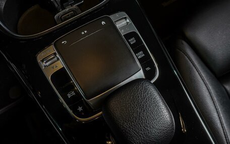 Mercedes-Benz A-Класс, 2019 год, 3 199 000 рублей, 16 фотография
