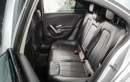 Mercedes-Benz A-Класс, 2019 год, 3 199 000 рублей, 9 фотография